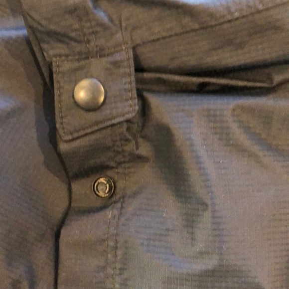 Under armor waterproof rain gear pants - Picture 5 of 6